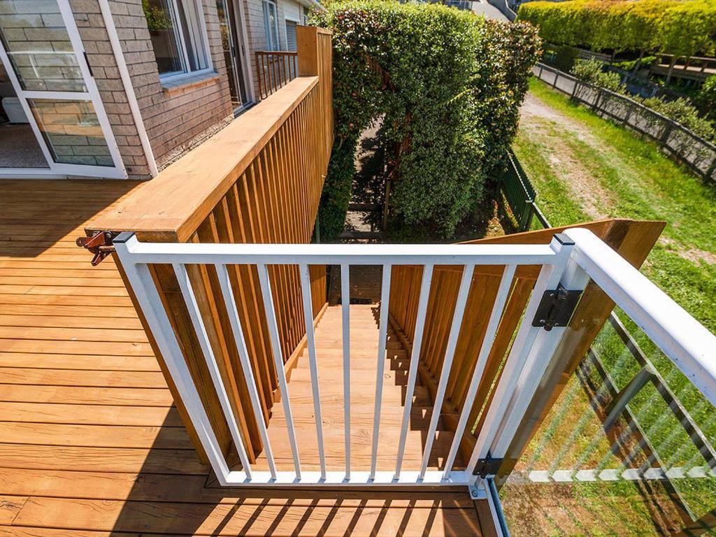 Central Riverside Retreat - Taupo Holiday Home מראה חיצוני תמונה